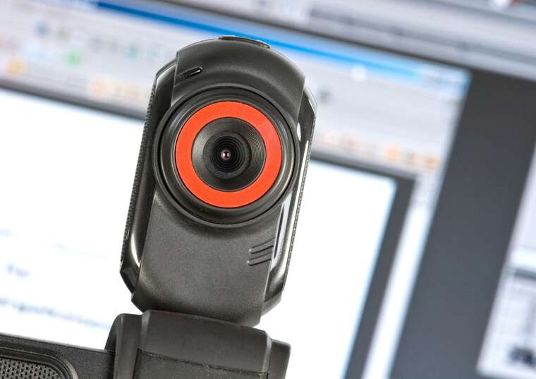 Государство потратило более 5 миллионов гривен на просмотр порно следователями — ЭП