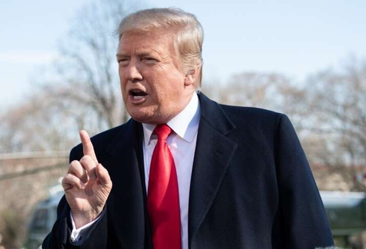 Заява Трампа про Китай обвалює ринки: акції, долар, нафта та криптовалюти в мінусі