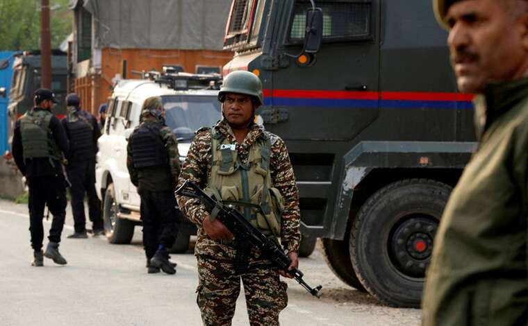 Гаряча фаза конфлікту: З’явилися кадри обстрілів афганських баз та прикордонних застав Пакистаном