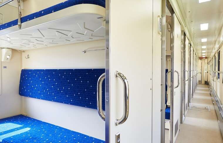 У поїзді Будапешт–Київ шукають вибухівку, пасажирів евакуювали на поле