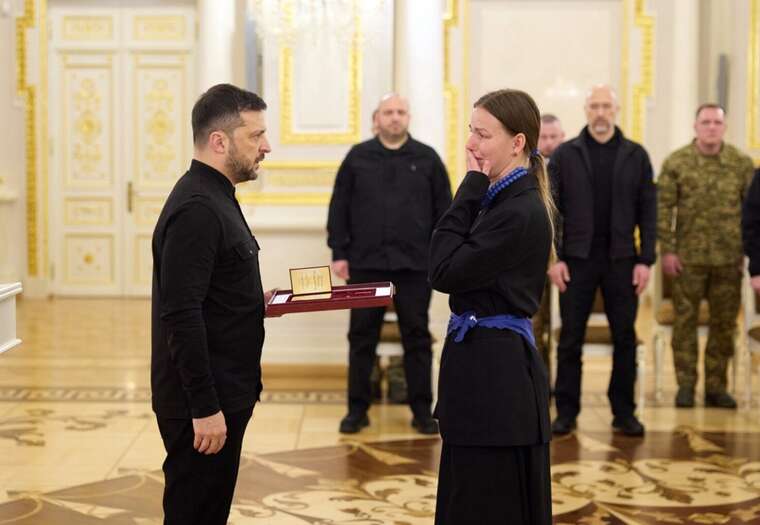 Посмертно: Героя Украины из Днепра Кирилла Ульмана наградили Золотой Звездой