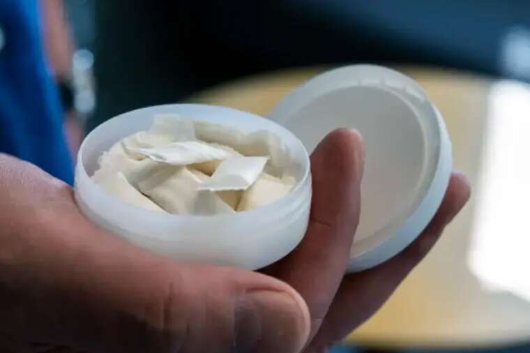 В Україні хочуть повністю заборонити нікотинові саше