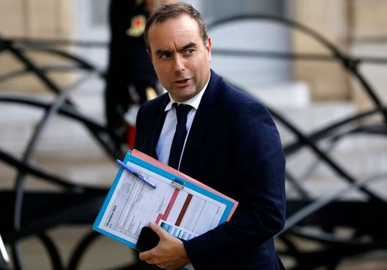 Французький парламент відхилив резолюцію про недовіру уряду Лекорню