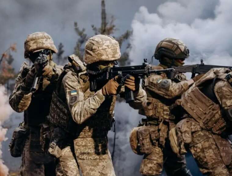 За добу — 128 боїв: РФ атакує на всіх напрямках, найбільше — під Покровськом