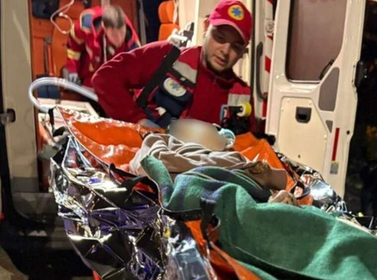 В Днепре девушка прыгнула с Амурского моста: её спасли спасатели