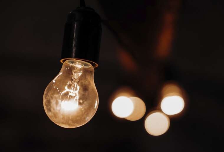 Славутич і частина Чернігівщини залишилися без світла через обстріл енергетичних об’єктів