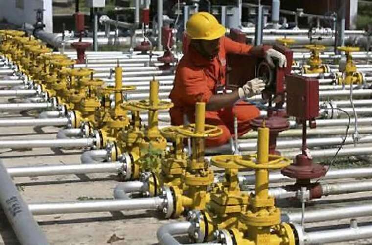  Reliance Industries    ,   