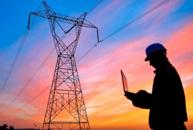 В Україні відключатимуть світло для промисловості через наслідки обстрілів РФ