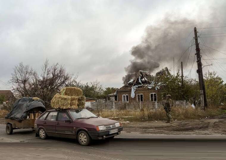 In Kostyantynivka, a woman was rescued from under the rubble after a missile strike