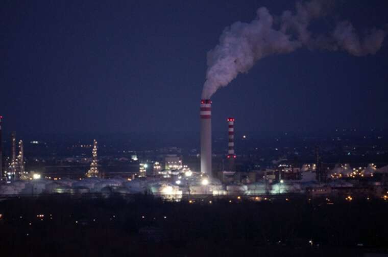 Slovnaft     : "     "