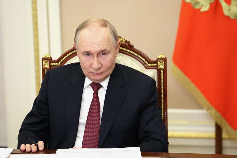 Песков: Путину доложили об "окружении" украинских войск в Купянске и Покровске