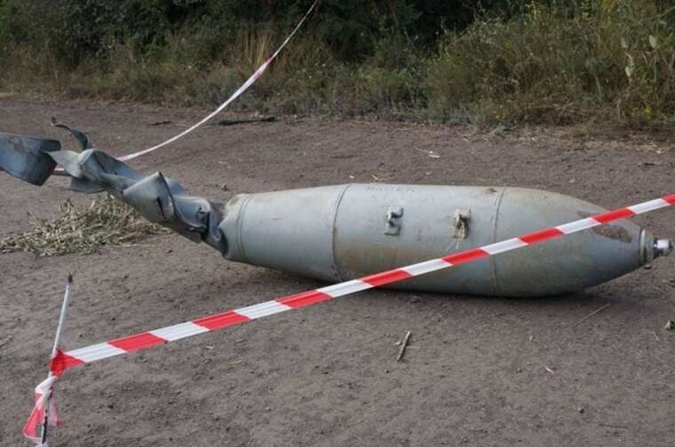 ППО збила керовану авіаційну бомбу над Кривим Рогом: уламки пошкодили підприємство, є поранений