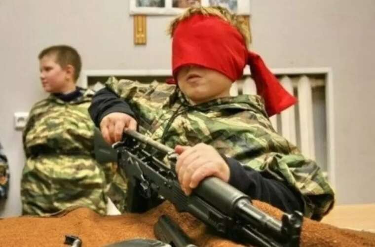 Российские учителя на ВОТ Запорожья запугивают школьников "ужасами украинских университетов"