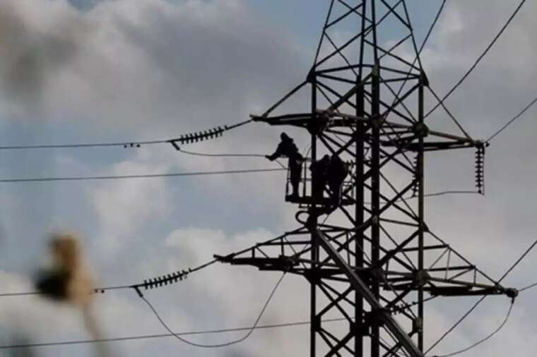 The enemy attacked the energy system of Chernihiv and Donetsk regions: Some subscribers are without electricity