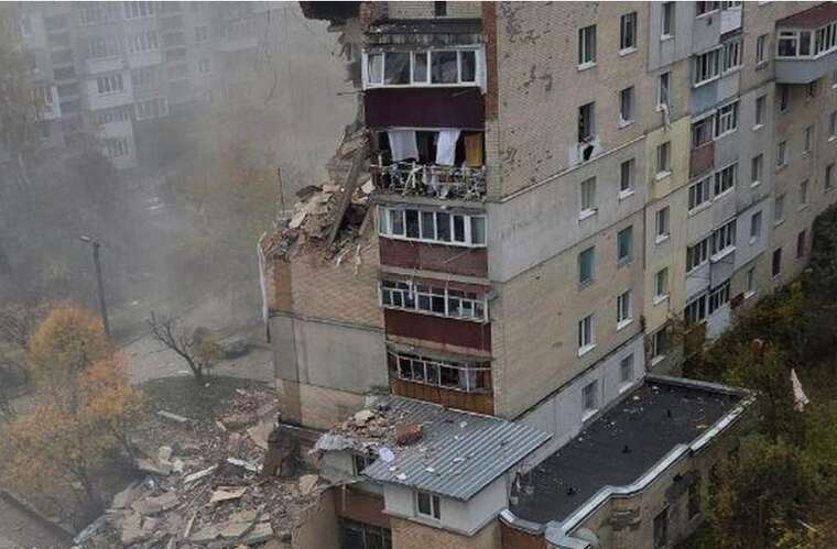Причину вибуху в Хмельницькому досі не встановлено, постраждали 20 квартир