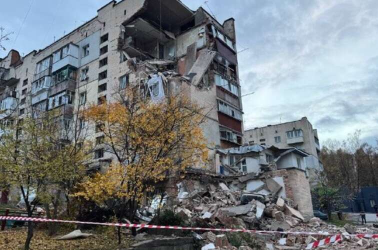 Explosion in a high-rise building in Khmelnytskyi: bodies of two deceased found under the rubble
