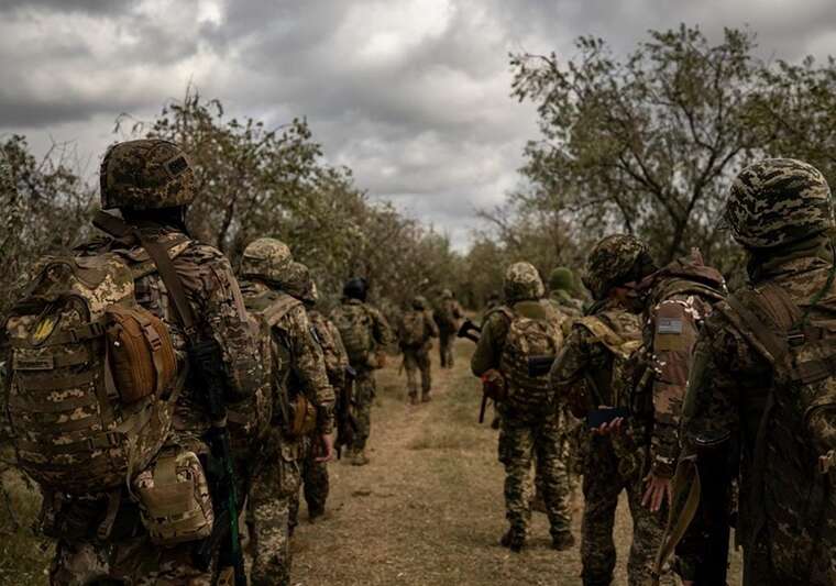 Командири РФ наказують шукати тіла загиблих для орієнтації на місцевості — перехоплення ГУР