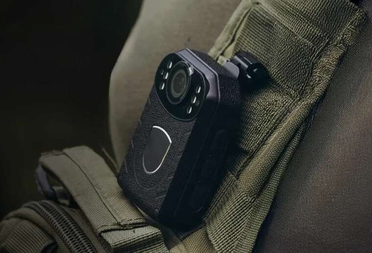 Міноборони зобов’язало працівників ТЦК носити бодікамери увімкненими на формі