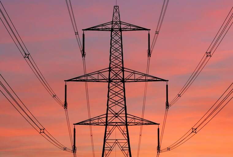 "Укрэнерго" сообщило об ограничении электроэнергии до конца суток в большинстве регионов Украины