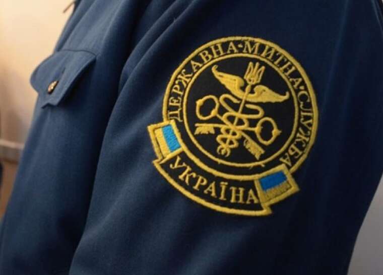 Киевский суд вынес приговор экс-таможеннику Артуру Хилько за утечку конфиденциальной информации