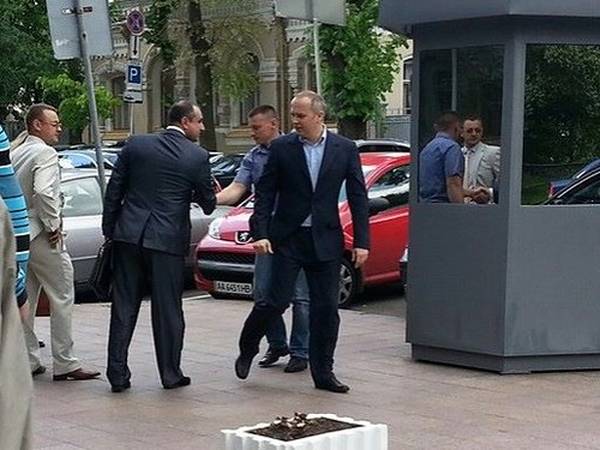 Деловая сепаратистская встреча с Нестором Шуфричем dqxikeidqxitkant
