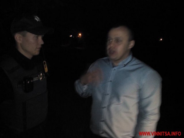 Винница.info: Працівника поліції Вінниці впіймали п’яним за кермом. Чоловік тричі кущами тікав від патрульних Винница.info: Працівника поліції Вінниці впіймали п’яним за кермом. Чоловік тричі кущами тікав від патрульних dqxikeidqxiqqeant