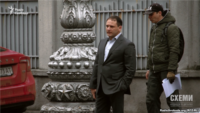 48 саботажников: кто боится электронного декларирования? (Спецрепортаж) 48 саботажников: кто боится электронного декларирования? (Спецрепортаж)