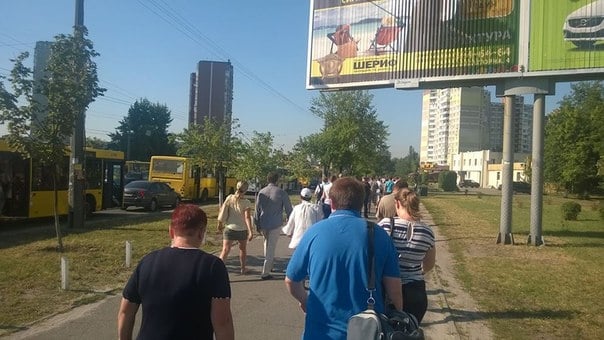 Пробка на Троещине dqxikeidqxiqqeant