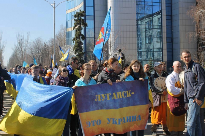 Силовики готовили штурм сепаратистов в Луганске, но получили приказ отойти - очевидец (1) dqxikeidqxiqqeant