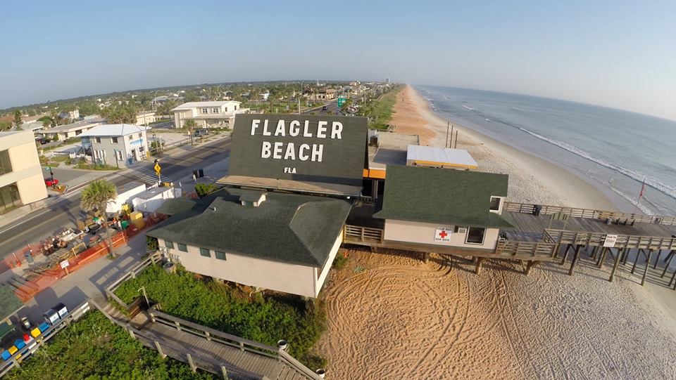 Геннадий Балашов владеет мотелем на берегу океана в курортном местечке Flagler Beach в штате Флорида.