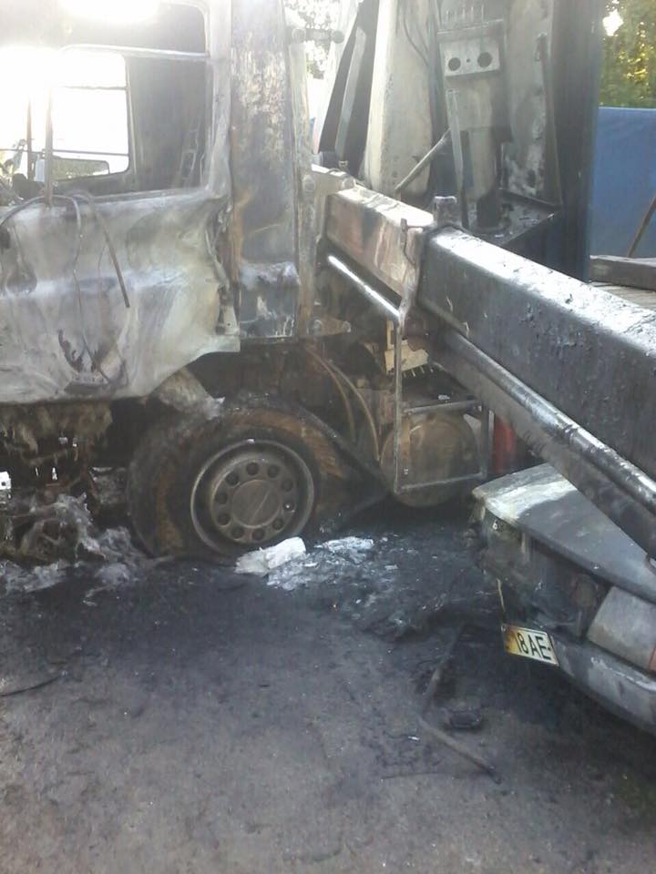 14671266_1149726701775892_7395895765440278431_n-1 dqxikeidqxiqqeant