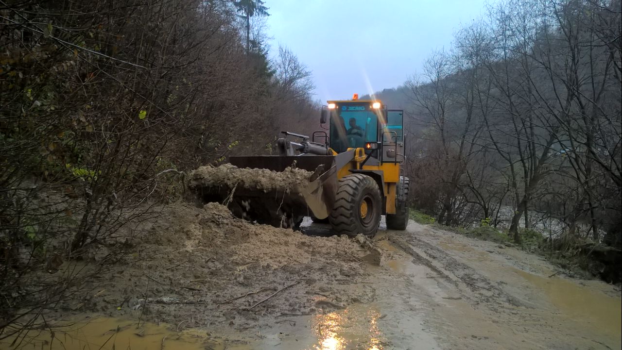 Дожди затопили Закарпатскую область dqxikeidqxiqqeant