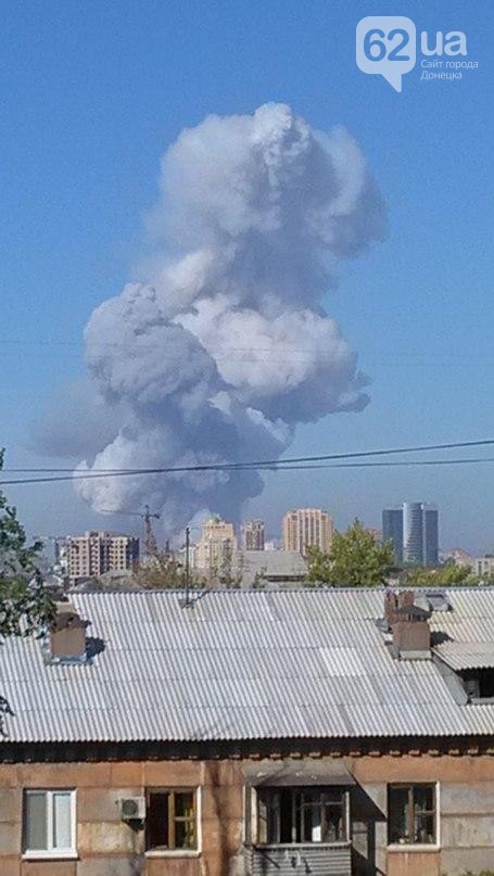 Bx9TKUyCMAAHBdc.jpg large