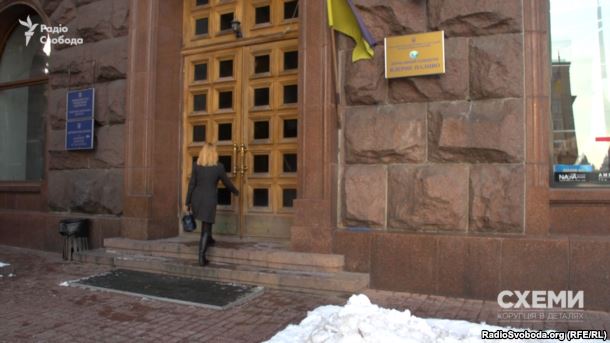 Журналістам вдалося поговорити з Діденком, але не на камеру