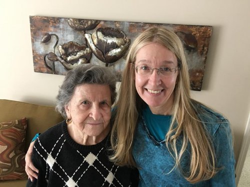 Ульяна Супрун со своей бабушкой dqxikeidqxiqqeant