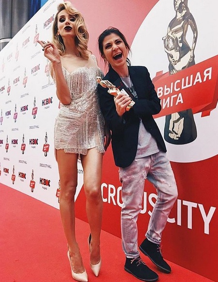 Деньги не пахнут: украинские артисты активно зарабатывают концертами в стране-агрессоре - 25421 Деньги не пахнут: украинские артисты активно зарабатывают концертами в стране-агрессоре - фото 25421 dqxikeidqxiqqeant