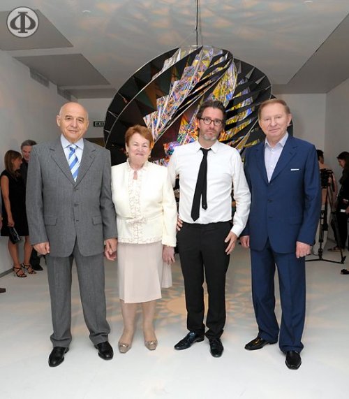 Михаил Аронович и Софа Иосифовна Пинчуки (слева) dqxikeidqxiqqeant