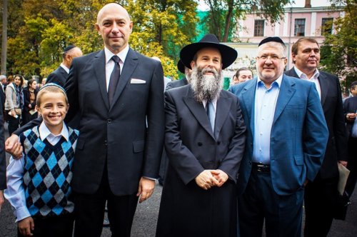 Г. Боголюбов, Ш. Каминецкий и И. Коломойский