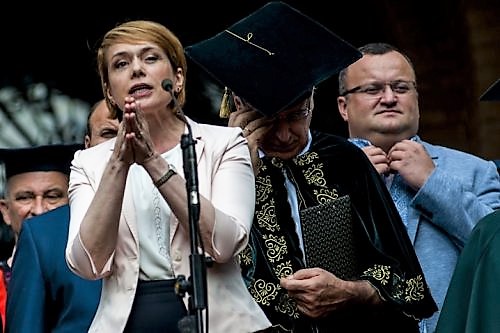 Гриневич в оппозиции dqxikeidqxiqqeant