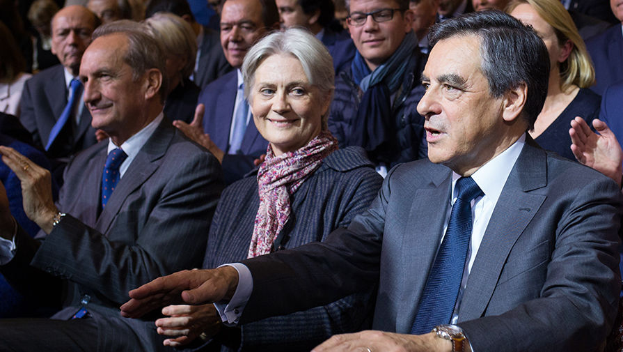 Франсуа Фийон вместе с женой Пенелопой