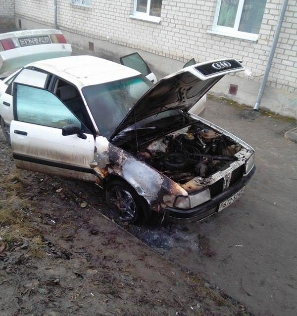 Голові спілки АТО у Здолбунові спалили авто dqxikeidqxitkant