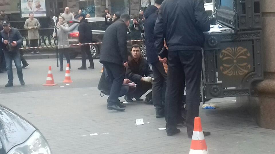 Убийство экс-депутата Госдумы Вороненкова: эксклюзивные фото и видео с места событий - 39508 Убийство экс-депутата Госдумы Вороненкова: эксклюзивные фото и видео с места событий - фото 39508