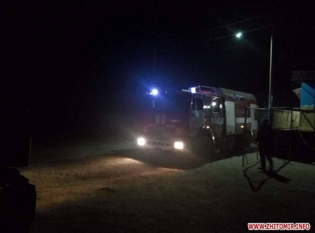 Масштабный пожар под Житомиром: титушки подожгли мусорную свалку - 41031 Масштабный пожар под Житомиром: титушки подожгли мусорную свалку - фото 41031 dqxikeidqxitkant