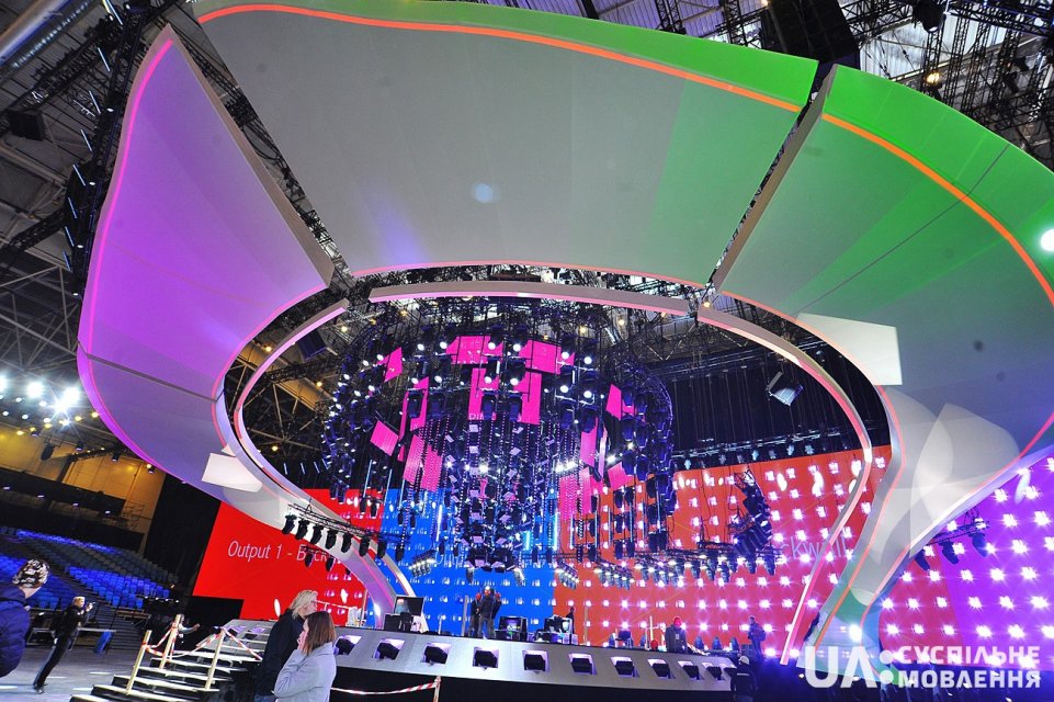 В Киеве презентовали главную сцену Евровидения-2017: появились впечатляющие фото - 43126 В Киеве презентовали главную сцену Евровидения-2017: появились впечатляющие фото - фото 43126