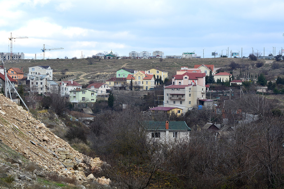 Частный сектор в Севастополе. Фото: Иван Жилин dqxikeidqxitkant