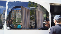 В Николаеве силовая опора рухнула на «маршрутку», пострадало два человека - Copyright https://news.pn dqxikeidqxitkant