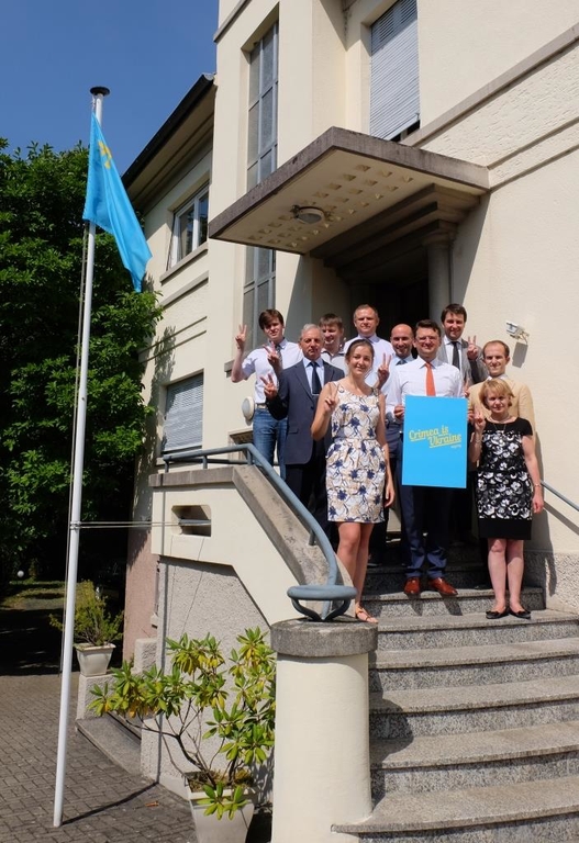 День крымскотатарского флага dqxikeidqxitkant