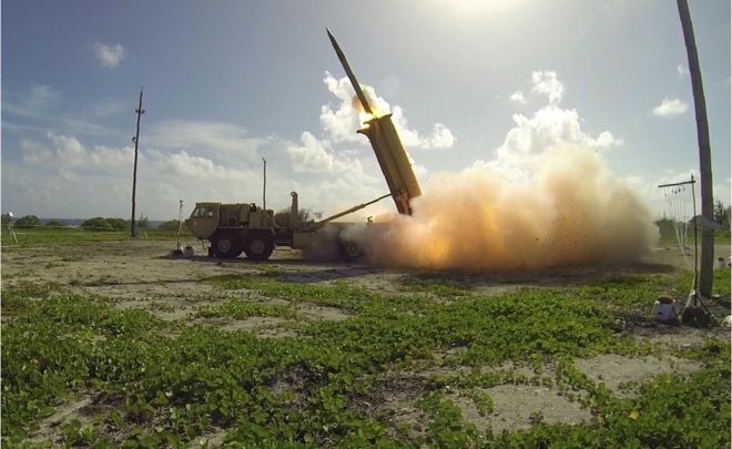 На острові Кодьяк поблизу Аляски випробували протиракетну систему THAAD. Фото: BBC