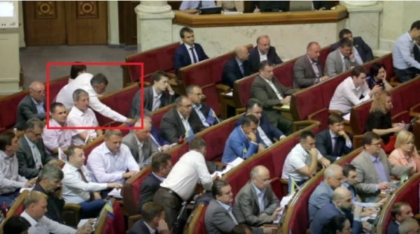 Названы главные махинаторы Рады в июле (фото, видео) dqxikeidqxitkant