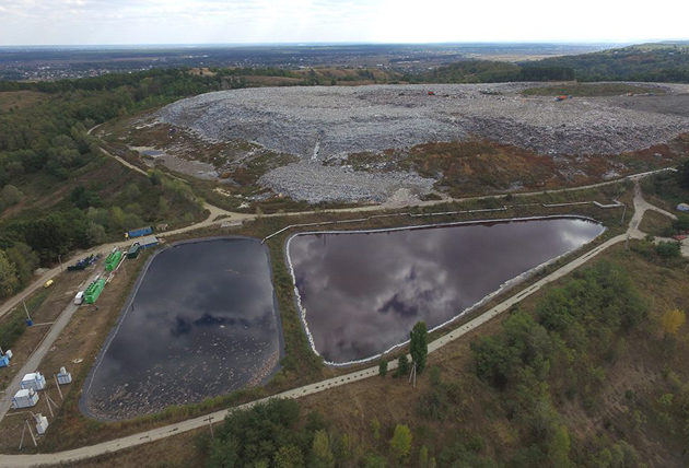 Наибольшее зло свалок - ядовитый фильтрат, который накапливается и после закрытия свалки